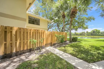 2936 SW 22nd Circle #11b, Delray Beach, FL 33445 - Photo 1