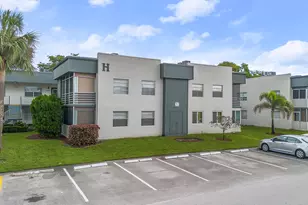 339 Normandy H, Delray Beach, FL 33484 - Photo 1