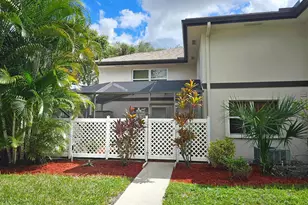 46 Essex Ct, Royal Palm Beach, FL 33411 - Photo 1