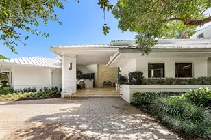 225 Oakview Dr, Delray Beach, FL 33445 - Photo 1