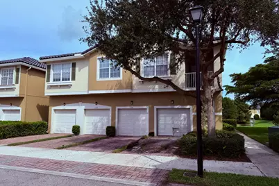 1561 SE Hampshire Way #104, Stuart, FL 34994 - Photo 1