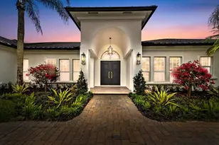 728 Deerwood Ct, Wellington, FL 33414 - Photo 3