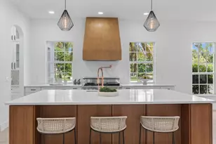 728 Deerwood Ct, Wellington, FL 33414 - Photo 11