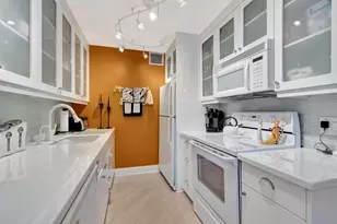 2026 Cornwall B, Boca Raton, FL 33434 - Photo 1