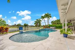 7104 SE Bunker Hill Dr, Hobe Sound, FL 33455 - Photo 1