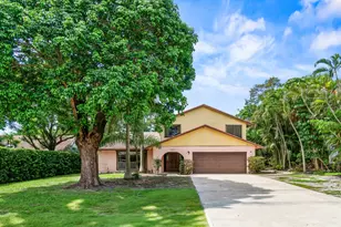 77 NW 5th Ave, Boca Raton, FL 33432 - Photo 1