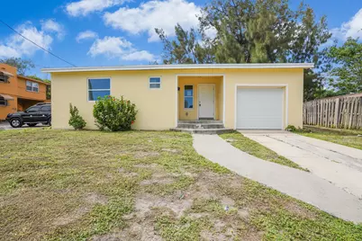 4301 Pinewood Avenue, West Palm Beach, FL 33407 - Photo 1