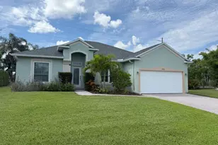 1203 Scarlet Oak Cir, Vero Beach, FL 32966 - Photo 1