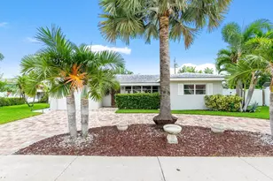 1301 SE 14th Dr, Deerfield Beach, FL 33441 - Photo 1