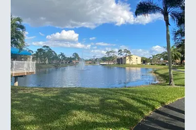 536 Shady Pine Way #C2, Greenacres, FL 33415 - Photo 1