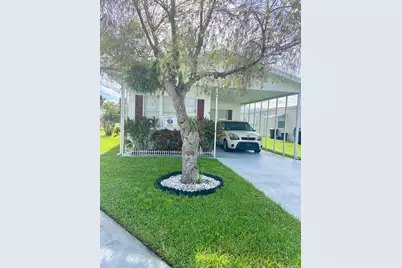 8 Florencia Ln, Port Saint Lucie, FL 34952 - Photo 1