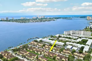 1025 Lake Shore Dr, West Palm Beach, FL 33403 - Photo 1