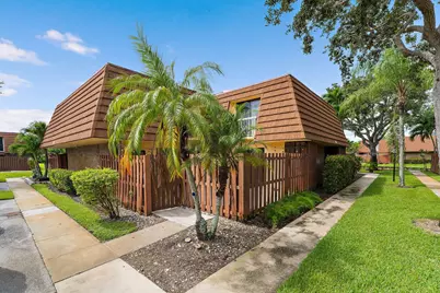 825 Center Street #30a, Jupiter, FL 33458 - Photo 1
