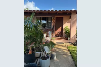 617 NE 8th Avenue, Boynton Beach, FL 33435 - Photo 1