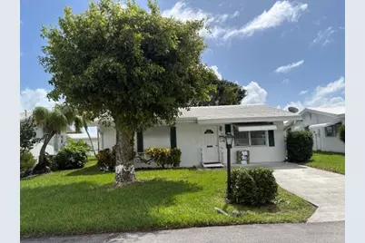 1104 N Leisure Lane S, Boynton Beach, FL 33426 - Photo 1