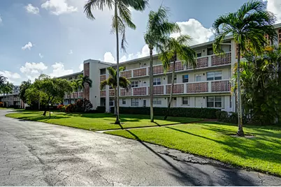 20 SE 13th Street #A4, Boca Raton, FL 33432 - Photo 1