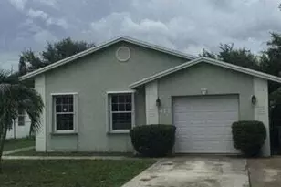 417 NE 13 Ave NE, Boynton Beach, FL 33435 - Photo 1