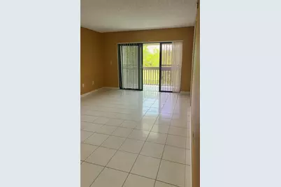 8879 Fontainebleau Boulevard #206, Miami, FL 33172 - Photo 1
