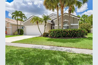 7007 SE Twin Oaks Circle, Stuart, FL 34997 - Photo 1