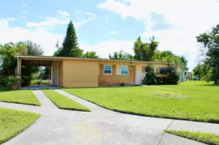 305 SE Airoso Blvd, Port Saint Lucie, FL 34983 - Photo 1