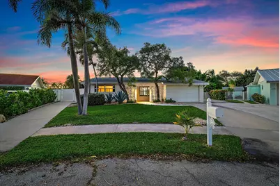 77 Holly Circle, Tequesta, FL 33469 - Photo 1