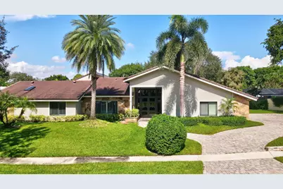 2903 Banyan Boulevard Circle NW, Boca Raton, FL 33431 - Photo 1
