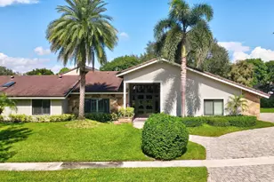 2903 Banyan Blvd Cir NW, Boca Raton, FL 33431 - Photo 1