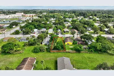 901 N 22nd Street, Fort Pierce, FL 34950 - Photo 1