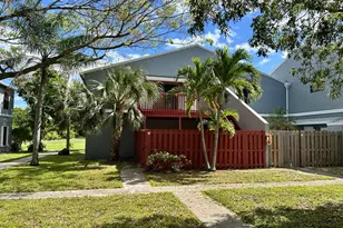 23 Crossings Cir, Boynton Beach, FL 33435 - Photo 1