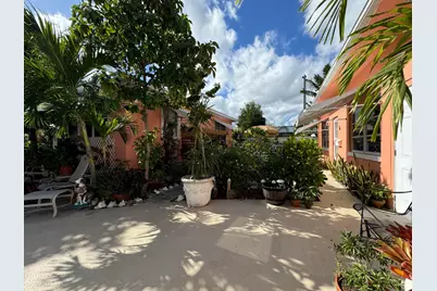 311 Pershing Way #2, West Palm Beach, FL 33401 - Photo 1