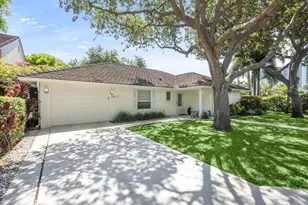 11473 Riverwood Pl, North Palm Beach, FL 33408 - Photo 1