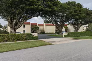 1707 Consulate Pl, West Palm Beach, FL 33401 - Photo 1