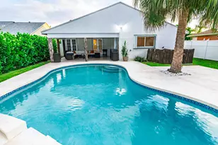 8111 Cedar Hollow Ln Ln, Boca Raton, FL 33433 - Photo 1