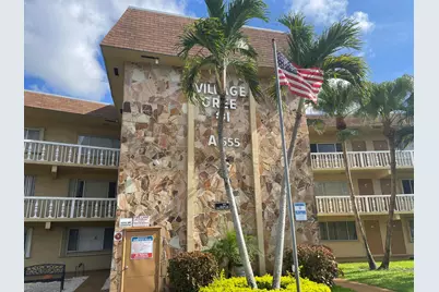 555 Purdy Lane #301, Palm Springs, FL 33461 - Photo 1