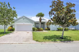 198 NW Magnolia Lakes Blvd, Port Saint Lucie, FL 34986 - Photo 1