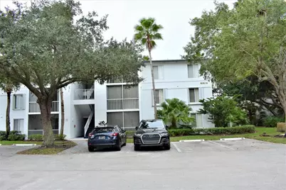 2502 SE Anchorage Cove #3, Port Saint Lucie, FL 34952 - Photo 1