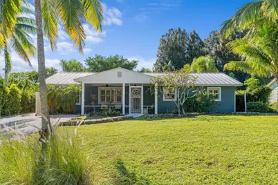 8646 SE Alabama Place, Hobe Sound, FL 33455 - Photo 1