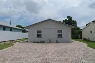 340 Fleming Ave, Greenacres, FL 33463 - Photo 1