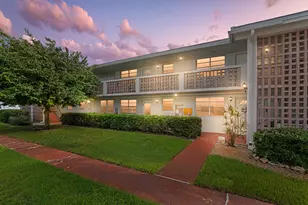 40 SE 13th St, Boca Raton, FL 33432 - Photo 1