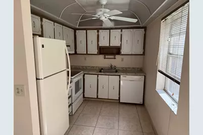 390 Burgundy I, Delray Beach, FL 33484 - Photo 1