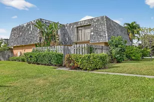 306 Lake Arbor Dr, Palm Springs, FL 33461 - Photo 1