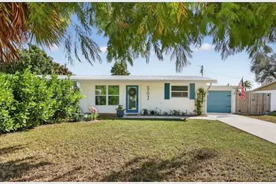 507 SE Parkway Drive, Stuart, FL 34996 - Photo 1
