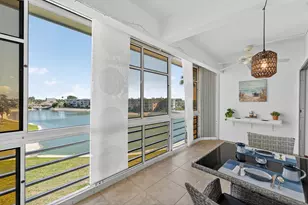 2724 N Garden Dr, Lake Worth, FL 33461 - Photo 1