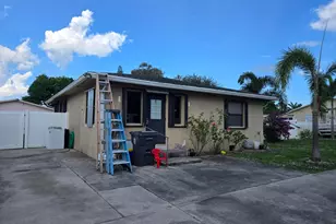 4614 Arlette Ct, Lake Worth, FL 33461 - Photo 1