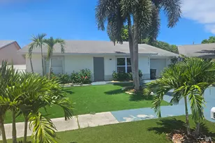 6147 Moonbeam Dr, Lake Worth, FL 33463 - Photo 1