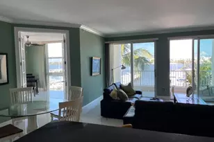 806 E Windward Way, Lantana, FL 33462 - Photo 1