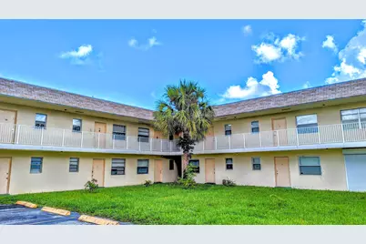 2301 SE 4th Street #4, Boynton Beach, FL 33435 - Photo 1