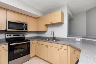 801 Villa Cir, Boynton Beach, FL 33435 - Photo 1