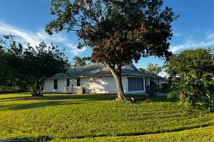 2661 SE Osage Ave, Port Saint Lucie, FL 34952 - Photo 1