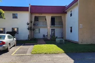 180 Lake Dora Dr, West Palm Beach, FL 33411 - Photo 1